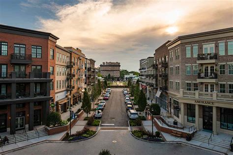 Escorts in Alpharetta, Georgia